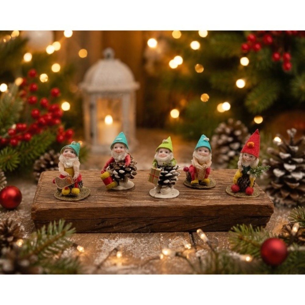 Vintage Japan Pinecone Mini Gnomes Figurines Set of 5 Christmas Holiday Decor‎